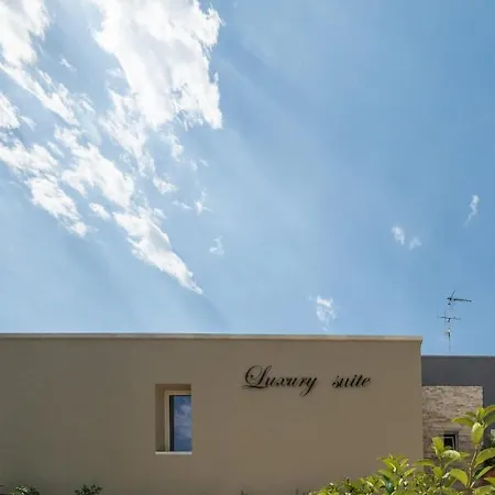 Luxury Οτράντο